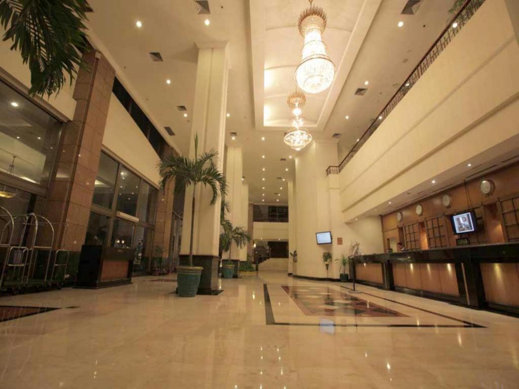 Oasis Amir Hotel Jakarta Exterior photo